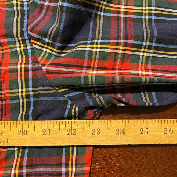 Men’s Chaps Easy Care Plaid Button Up Shirt Red Blue Size Medium - Picture 4 of 6